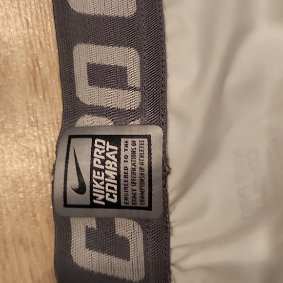 CONPETITION BASE LAYER - Picture 5 of 8